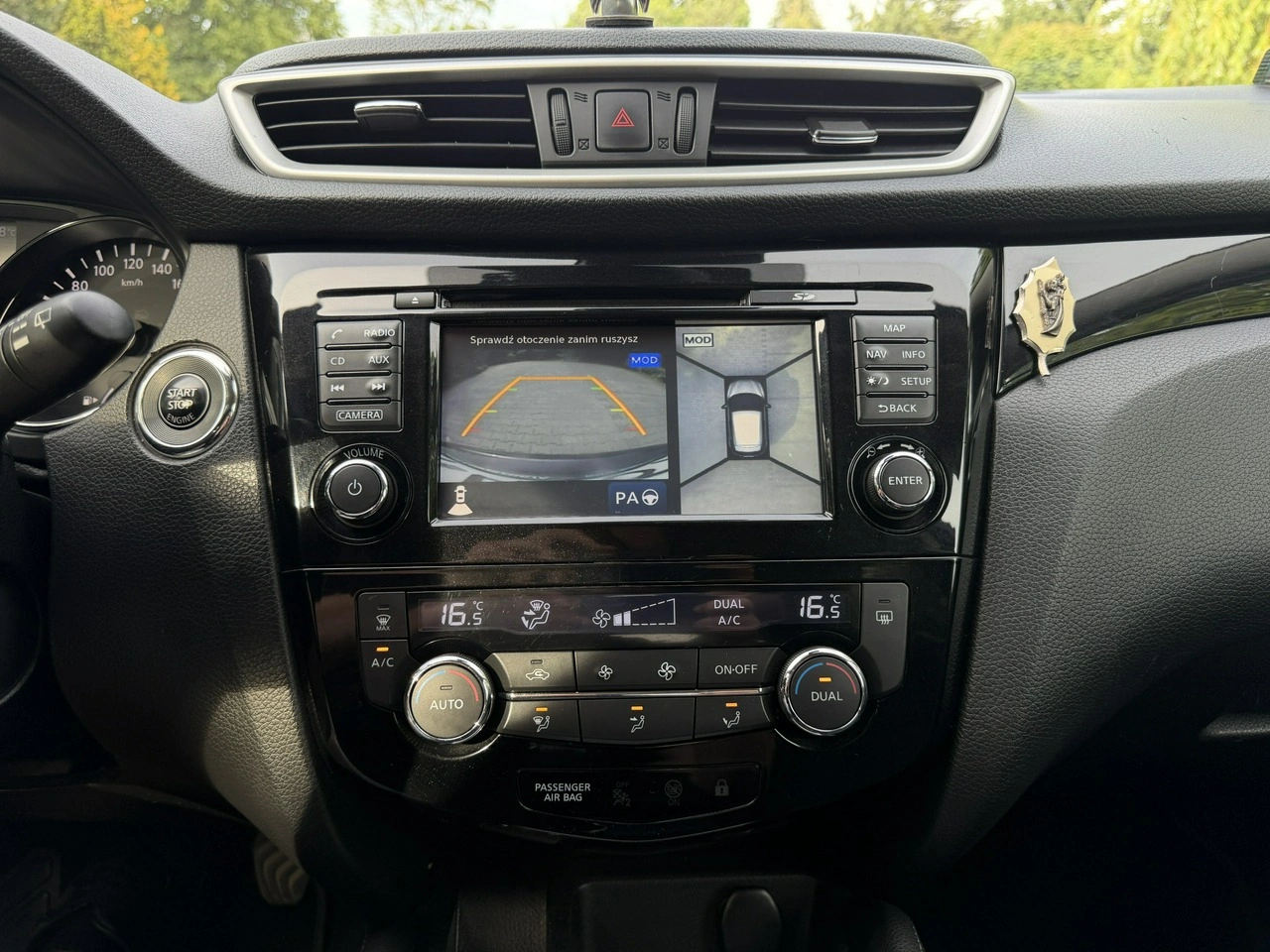 Nissan Qashqai - Zdjęcie 17