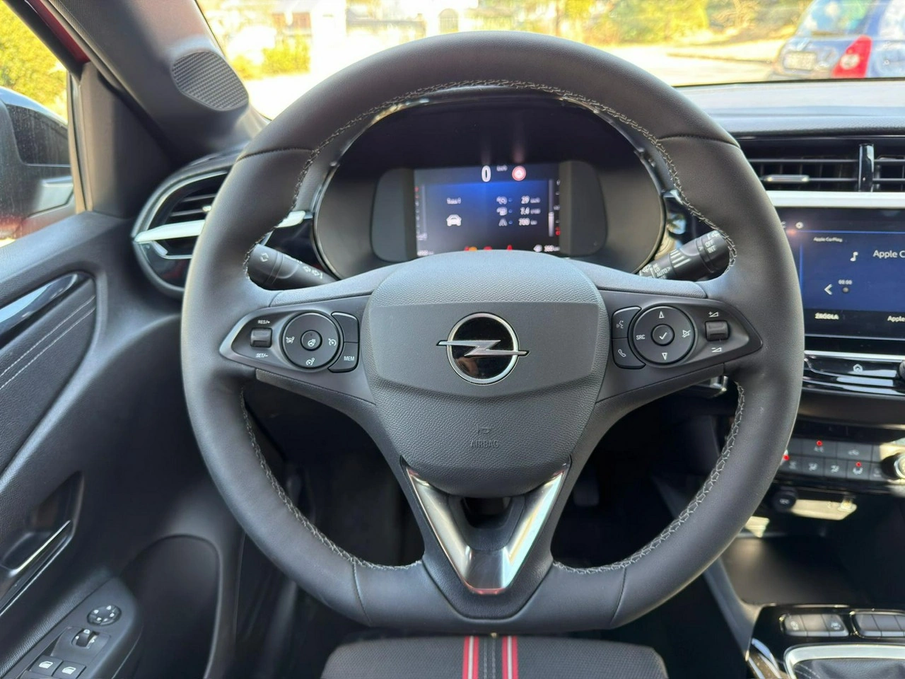 Opel Corsa - Zdjęcie 9