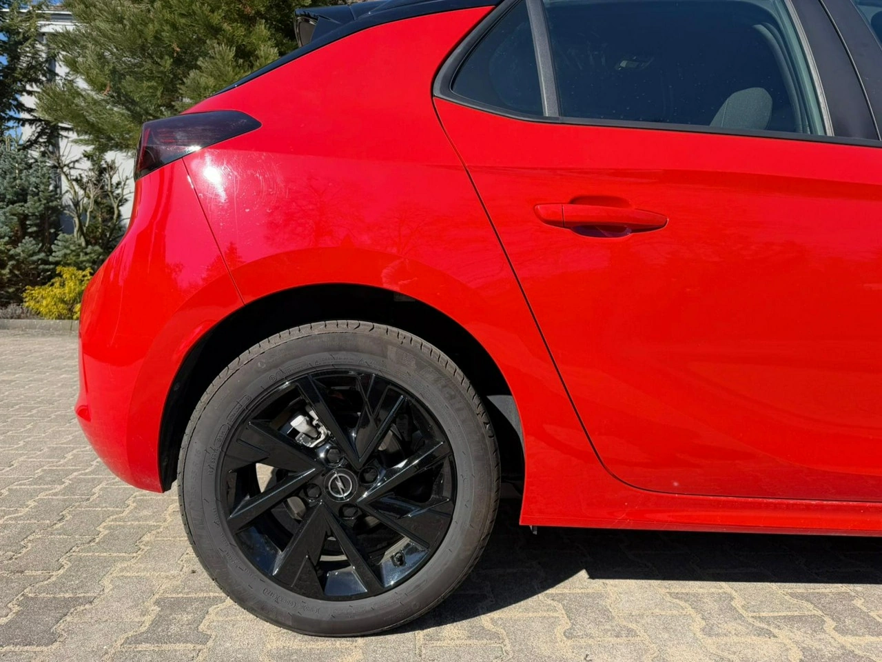Opel Corsa - Zdjęcie 25