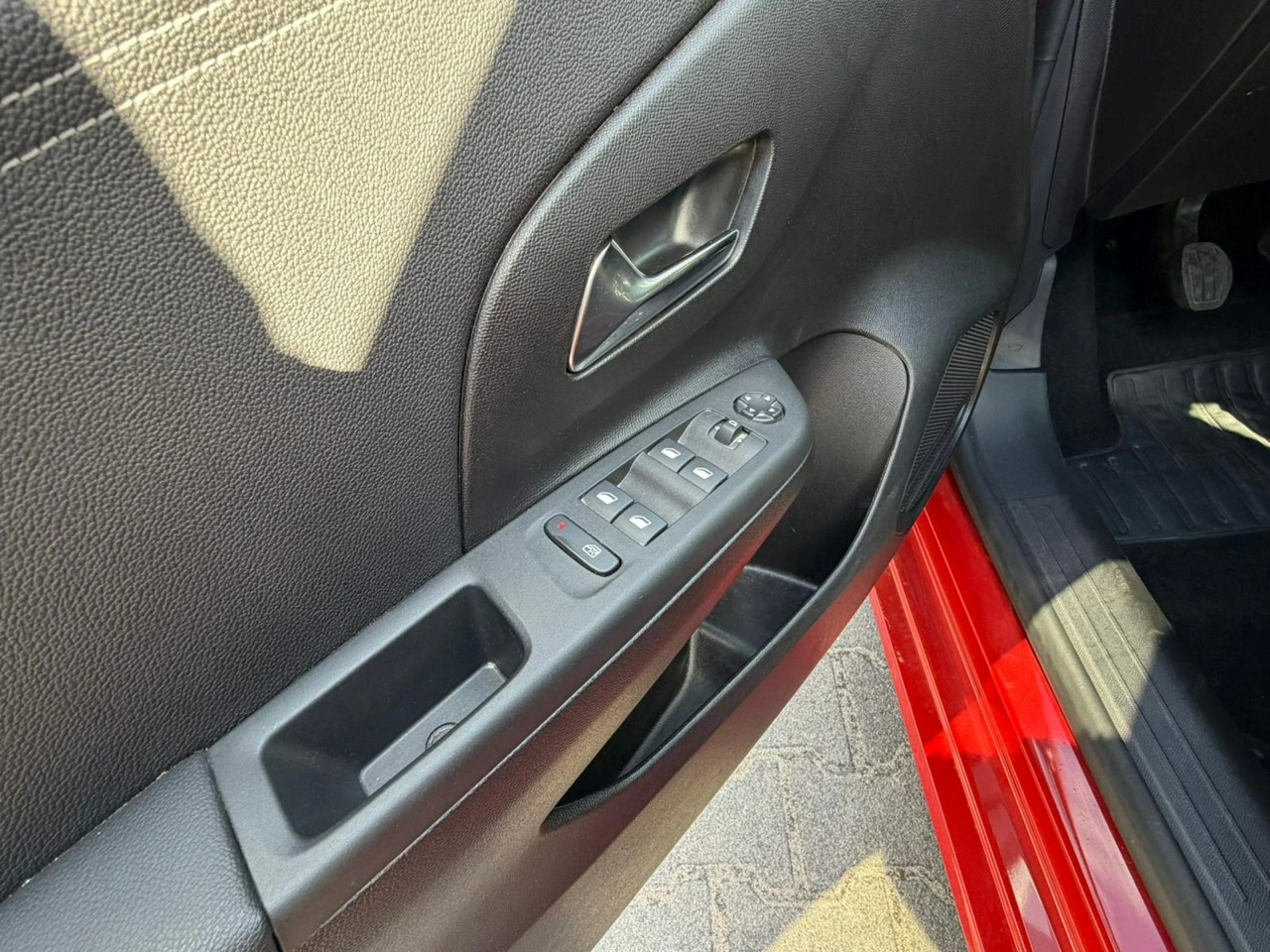 Opel Corsa - Zdjęcie 40