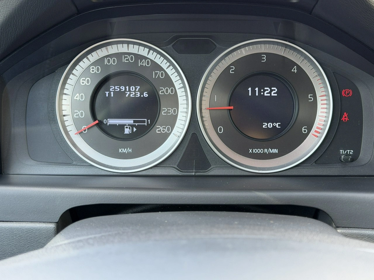 Volvo XC 70 - Zdjęcie 9