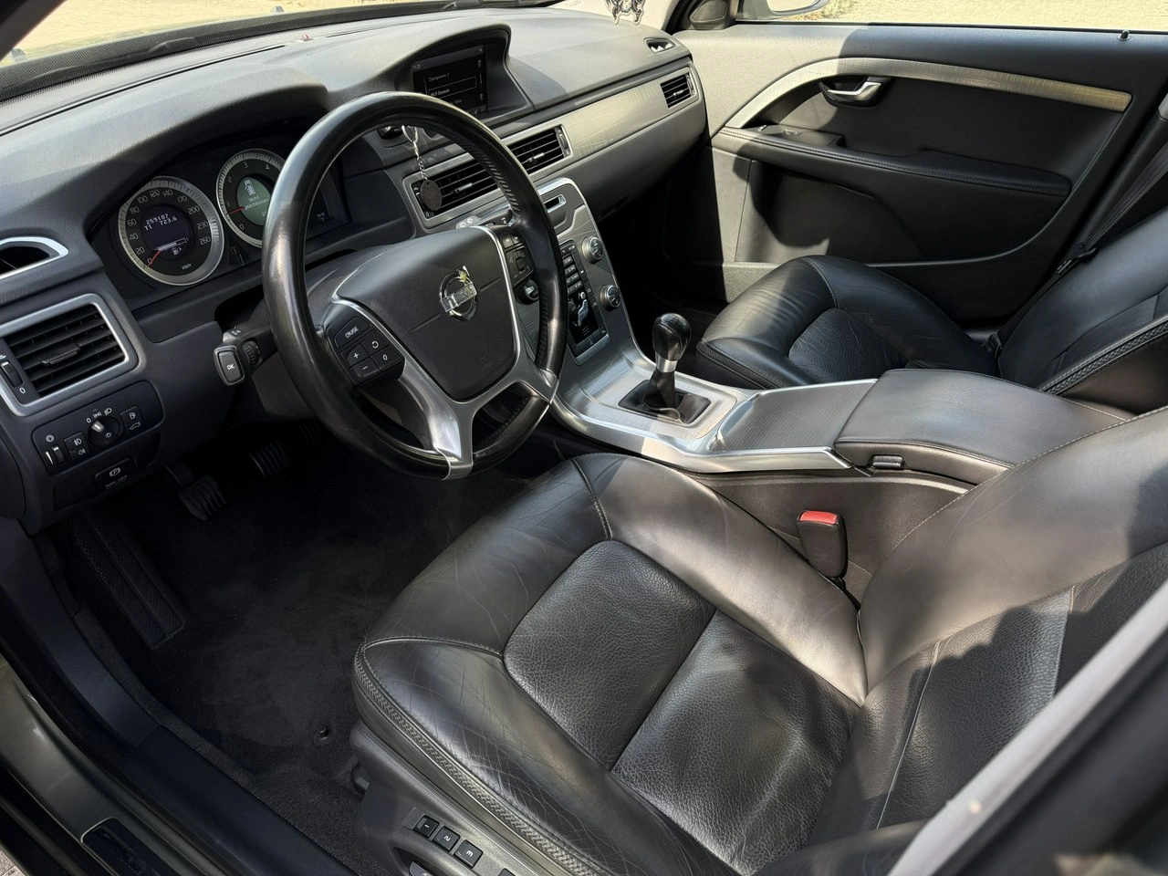 Volvo XC 70 - Zdjęcie 12