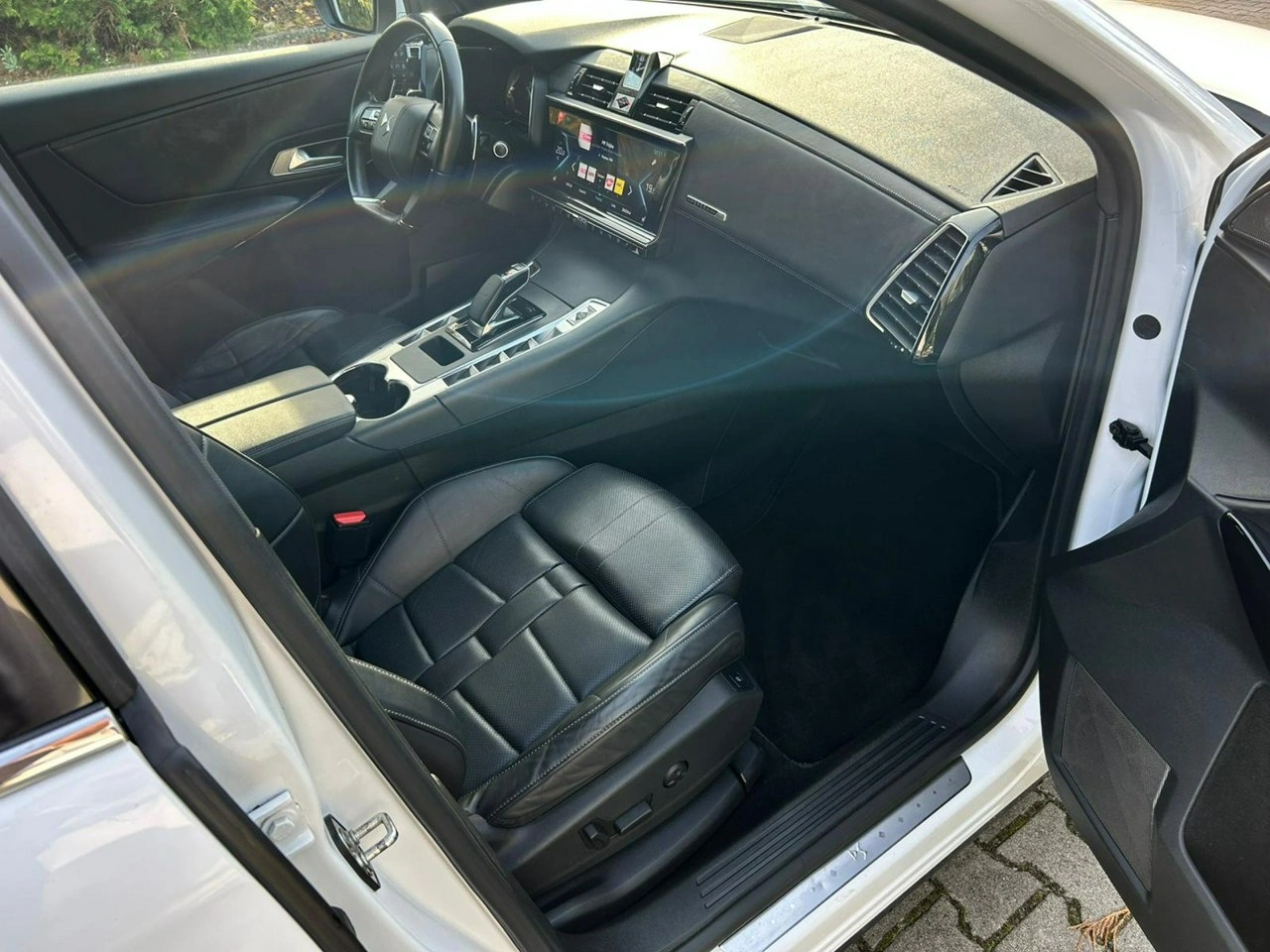 DS Automobiles DS 7 Crossback - Zdjęcie 10