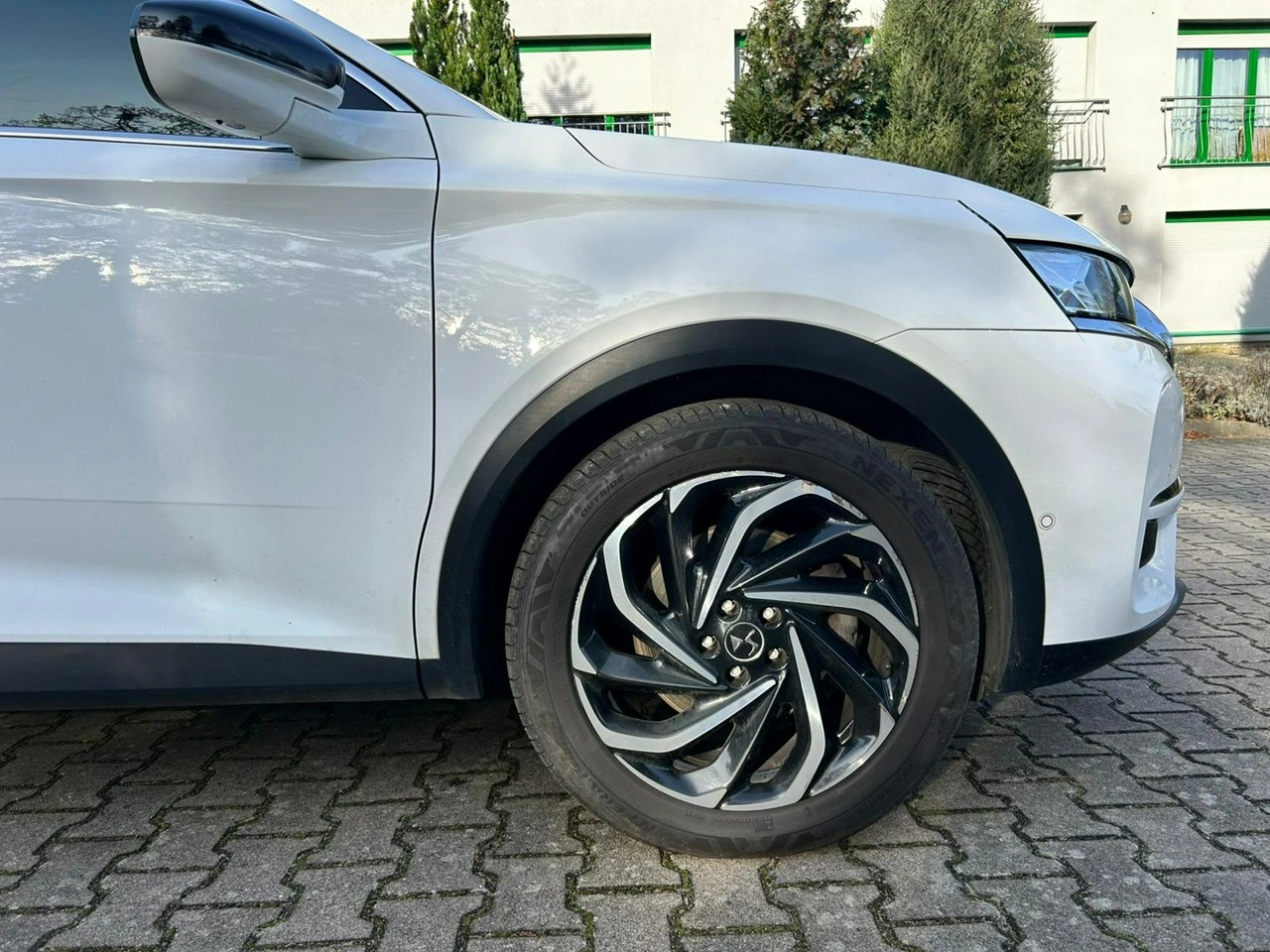 DS Automobiles DS 7 Crossback - Zdjęcie 32