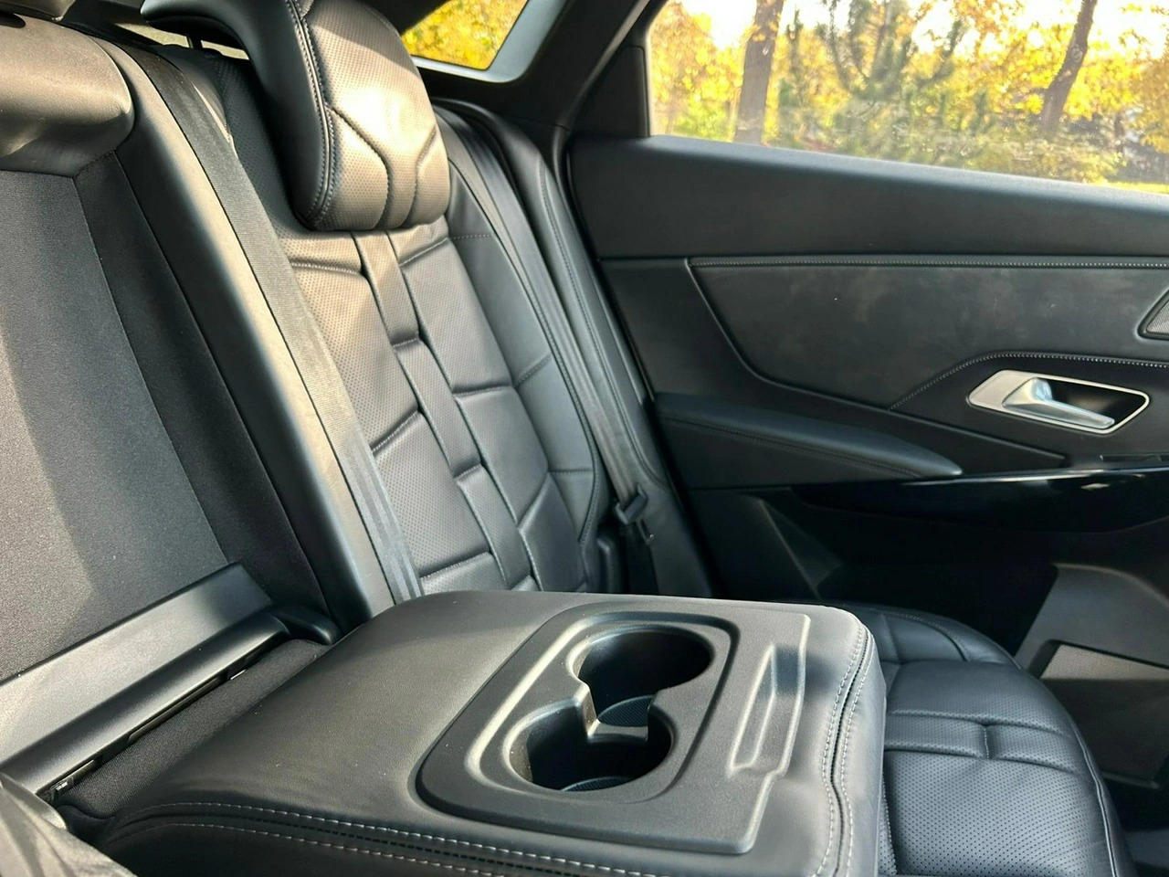 DS Automobiles DS 7 Crossback - Zdjęcie 51