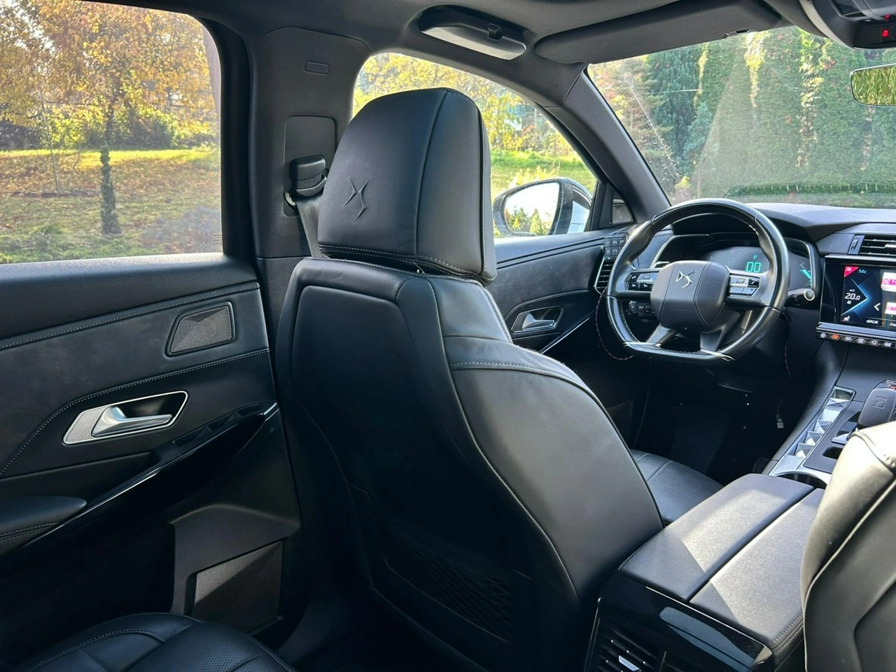 DS Automobiles DS 7 Crossback - Zdjęcie 52