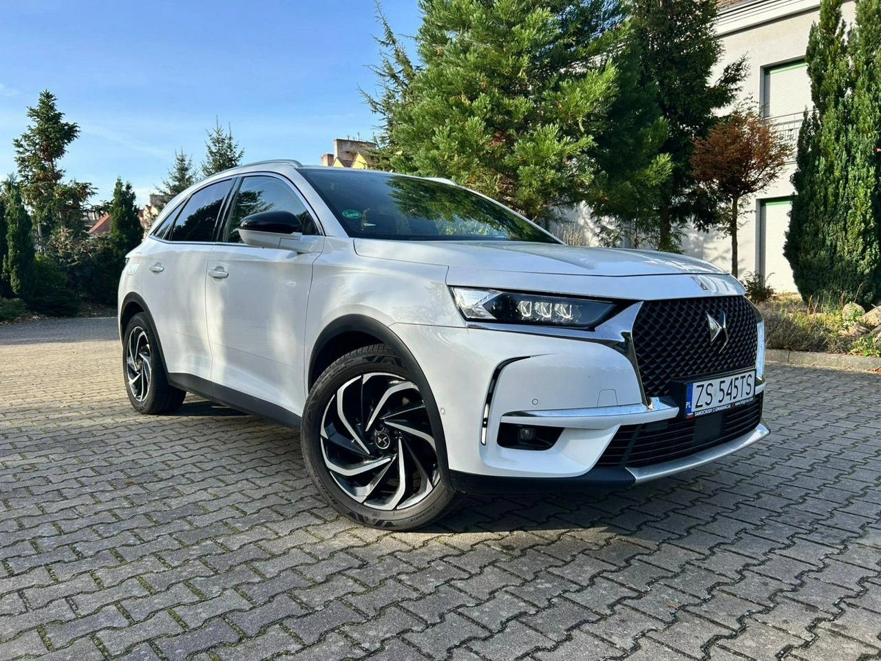 DS Automobiles DS 7 Crossback - Główne zdjęcie