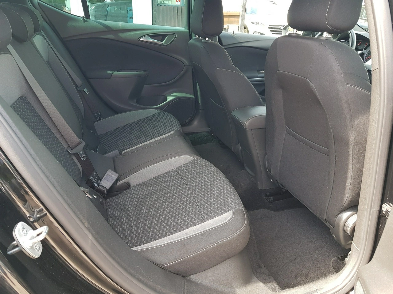 Opel Astra - Zdjęcie 14