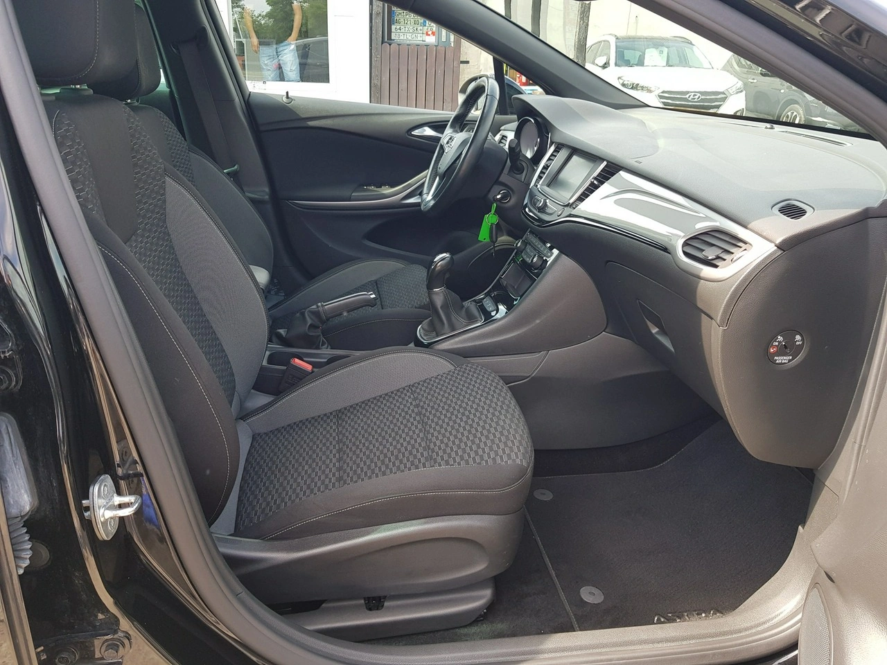 Opel Astra - Zdjęcie 16