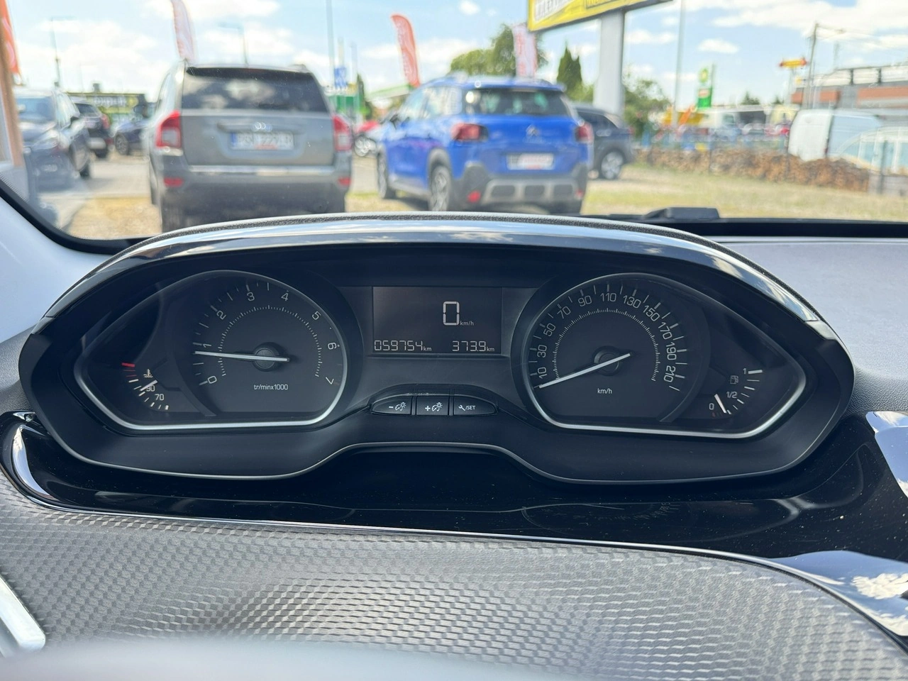 Peugeot 2008 - Zdjęcie 24