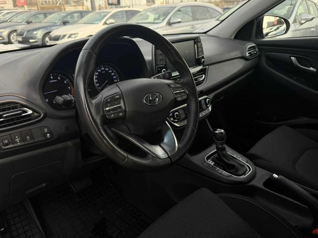 Hyundai i30 - Zdjęcie 12