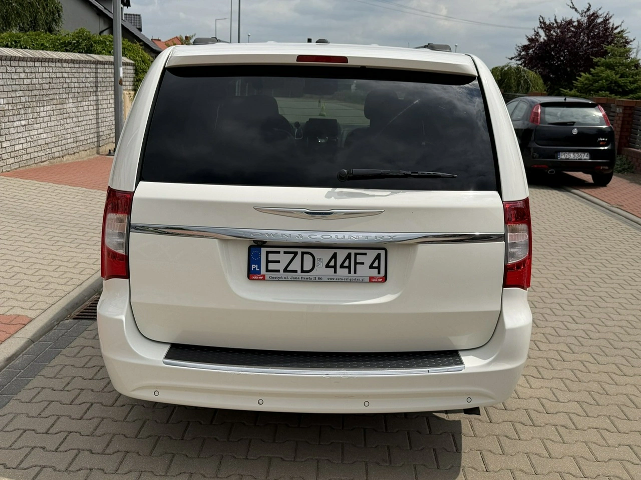 Chrysler Town & Country - Zdjęcie 4