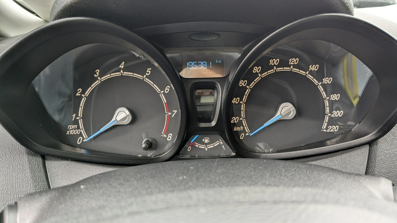 Ford Fiesta - Zdjęcie 22