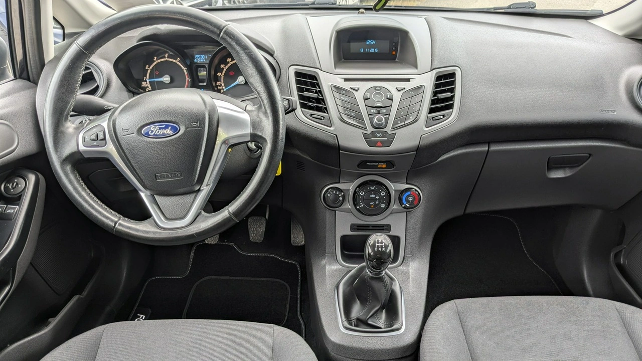 Ford Fiesta - Zdjęcie 25