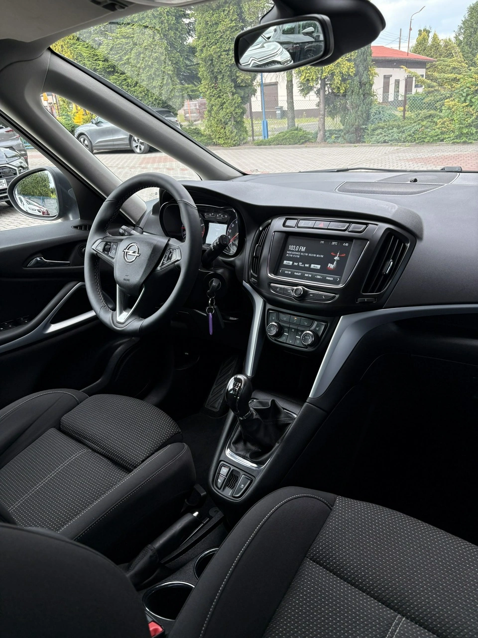 Opel Zafira - Zdjęcie 13