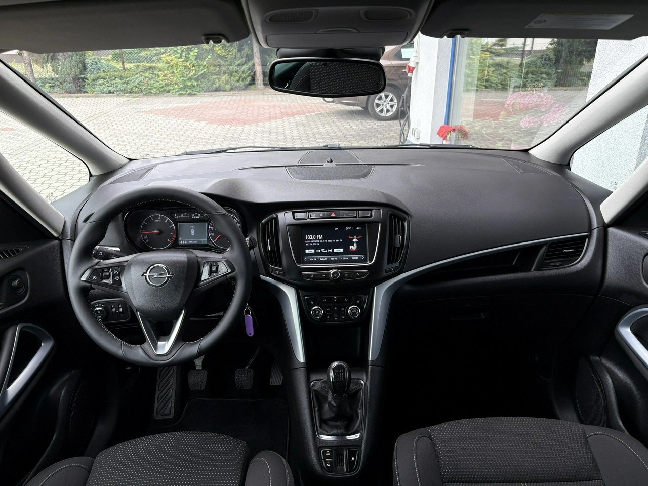 Opel Zafira - Zdjęcie 14