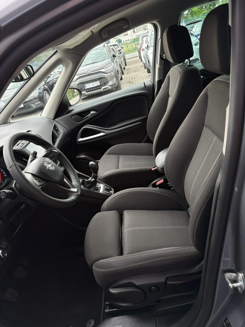Opel Zafira - Zdjęcie 15