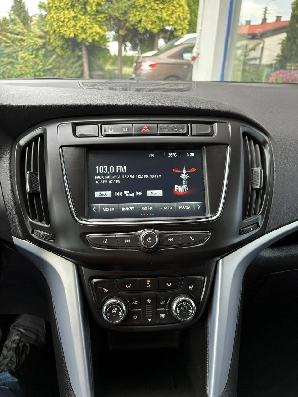 Opel Zafira - Zdjęcie 24
