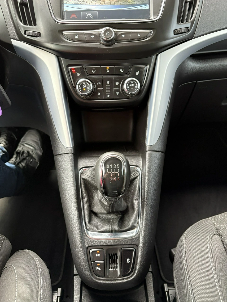 Opel Zafira - Zdjęcie 26