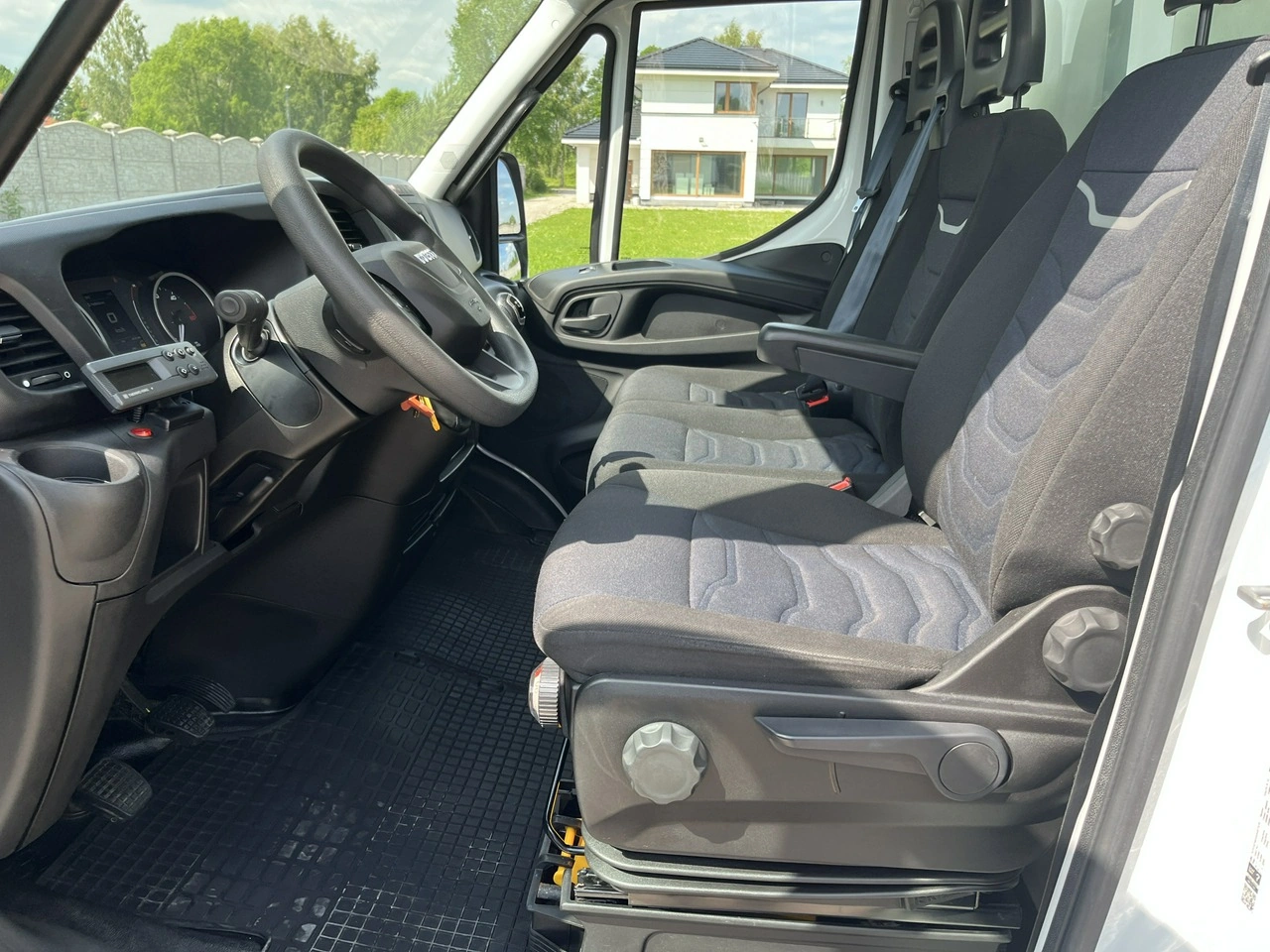 Iveco Daily - Zdjęcie 20