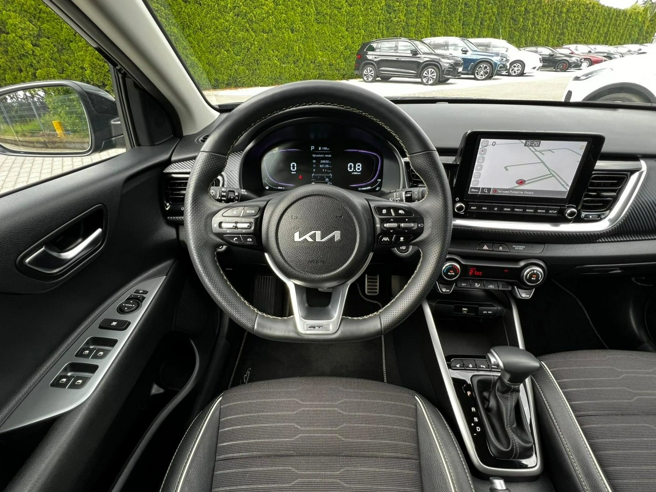 Kia Stonic - Zdjęcie 10
