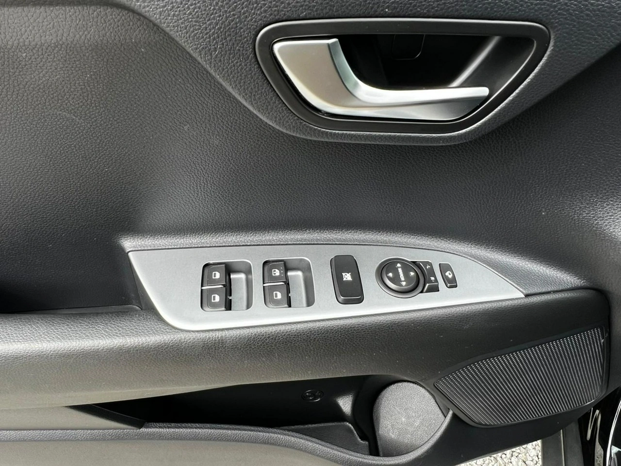 Kia Stonic - Zdjęcie 19