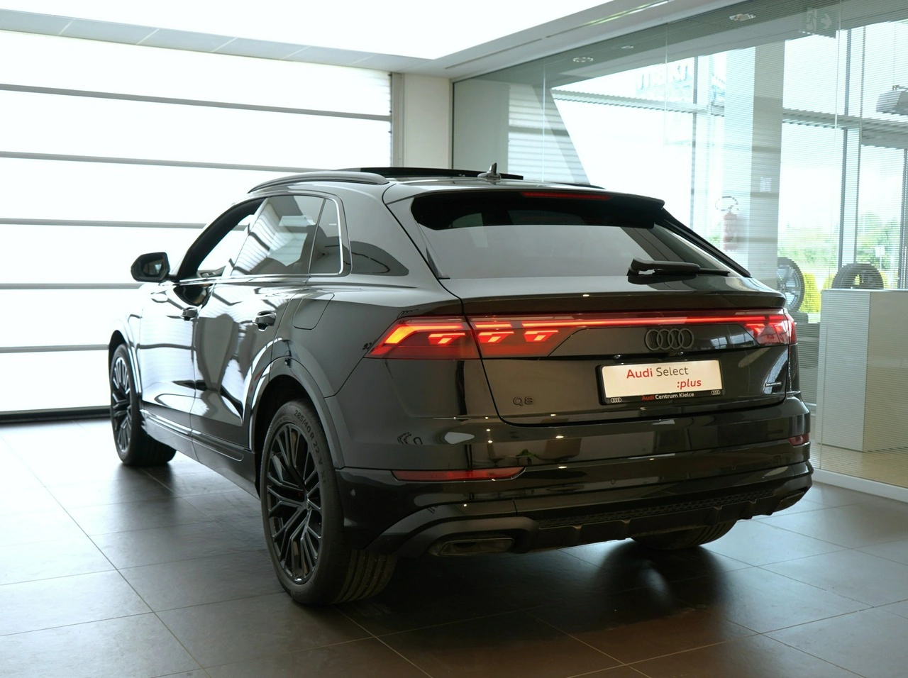 Audi Q8 - Zdjęcie 1