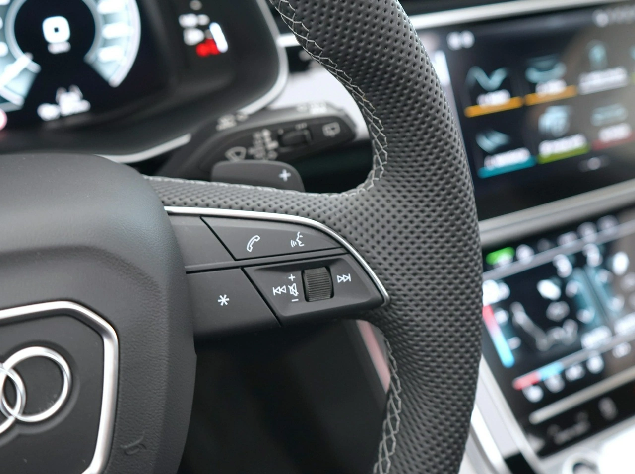 Audi Q8 - Zdjęcie 19