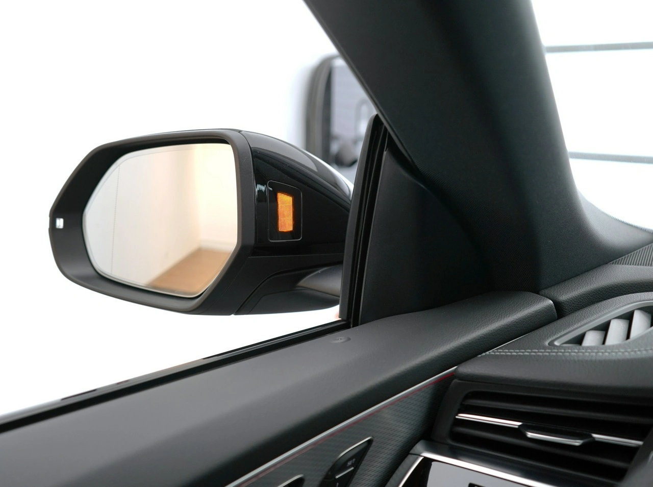 Audi Q8 - Zdjęcie 26