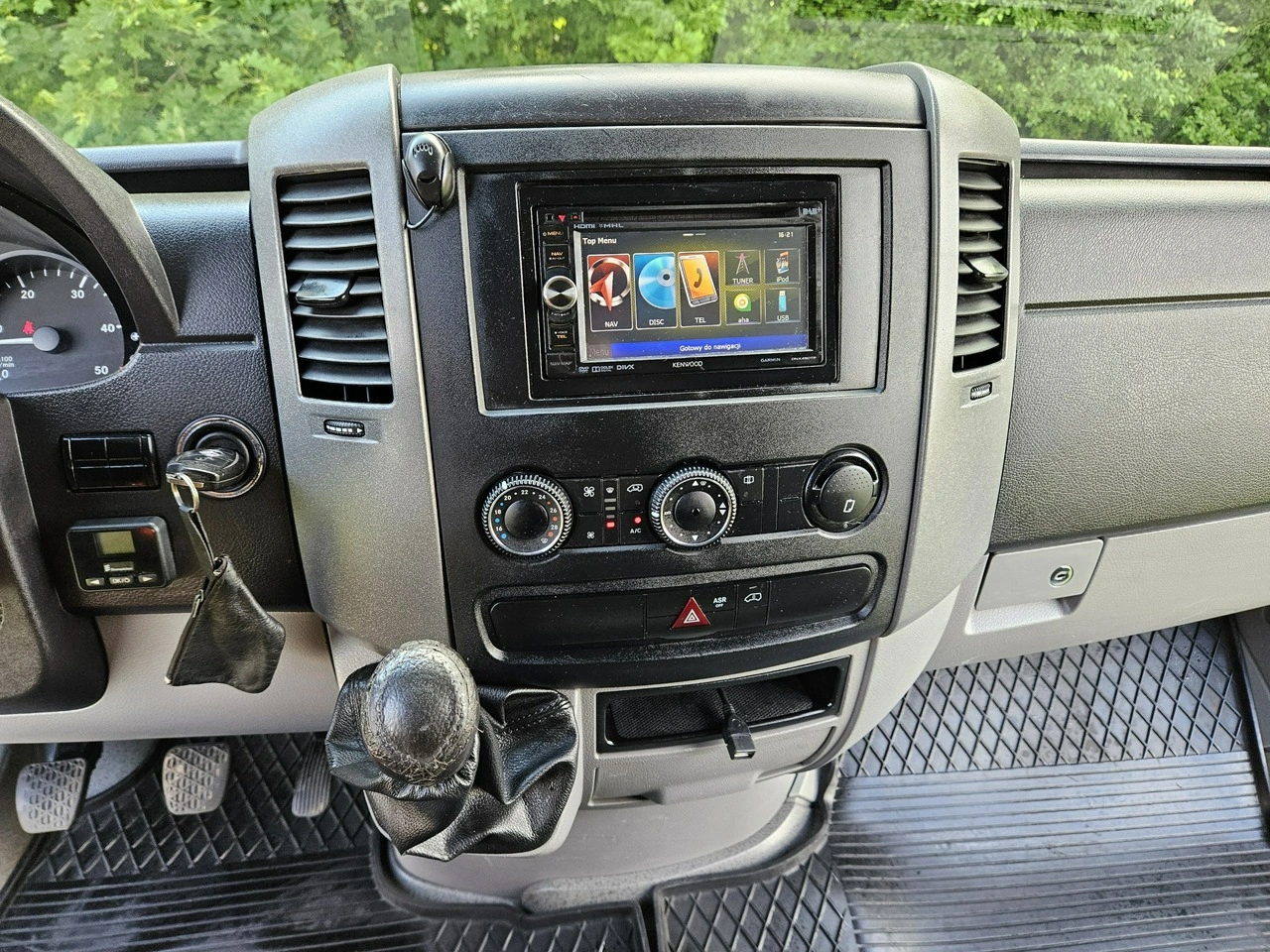 Mercedes Sprinter - Zdjęcie 15