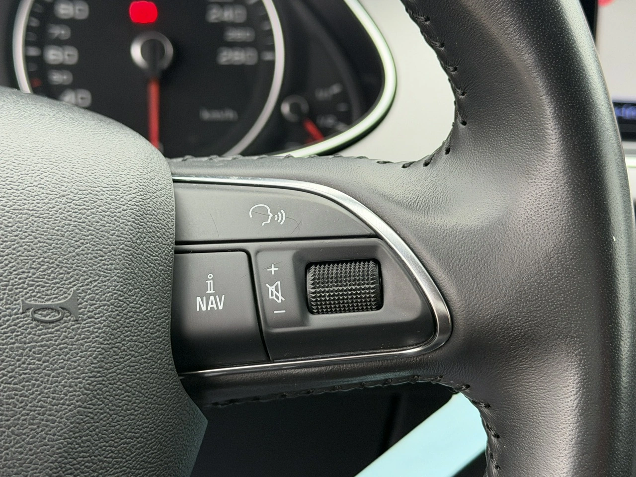 Audi A4 - Zdjęcie 24