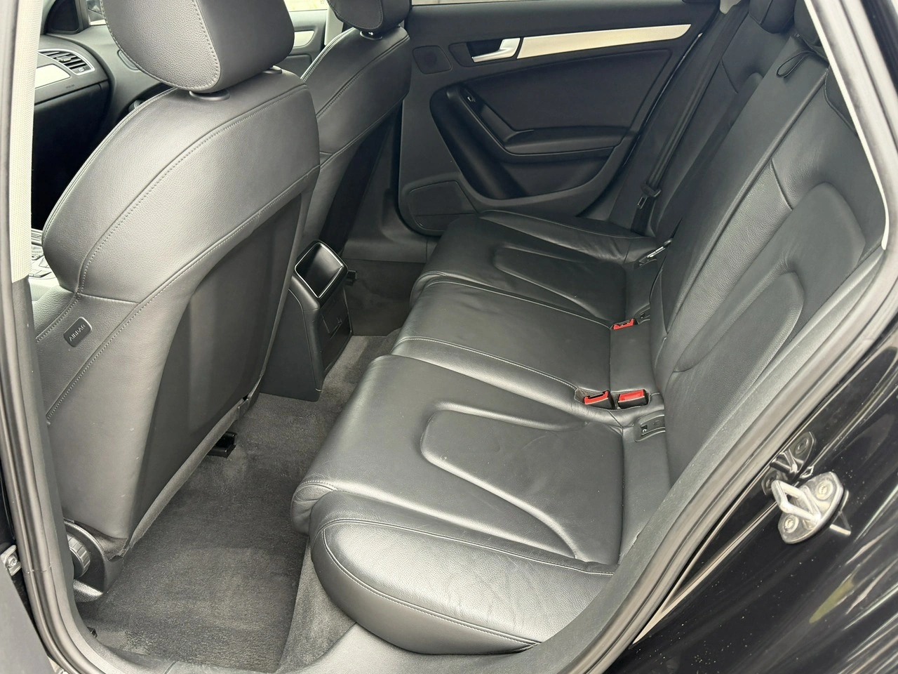 Audi A4 - Zdjęcie 31