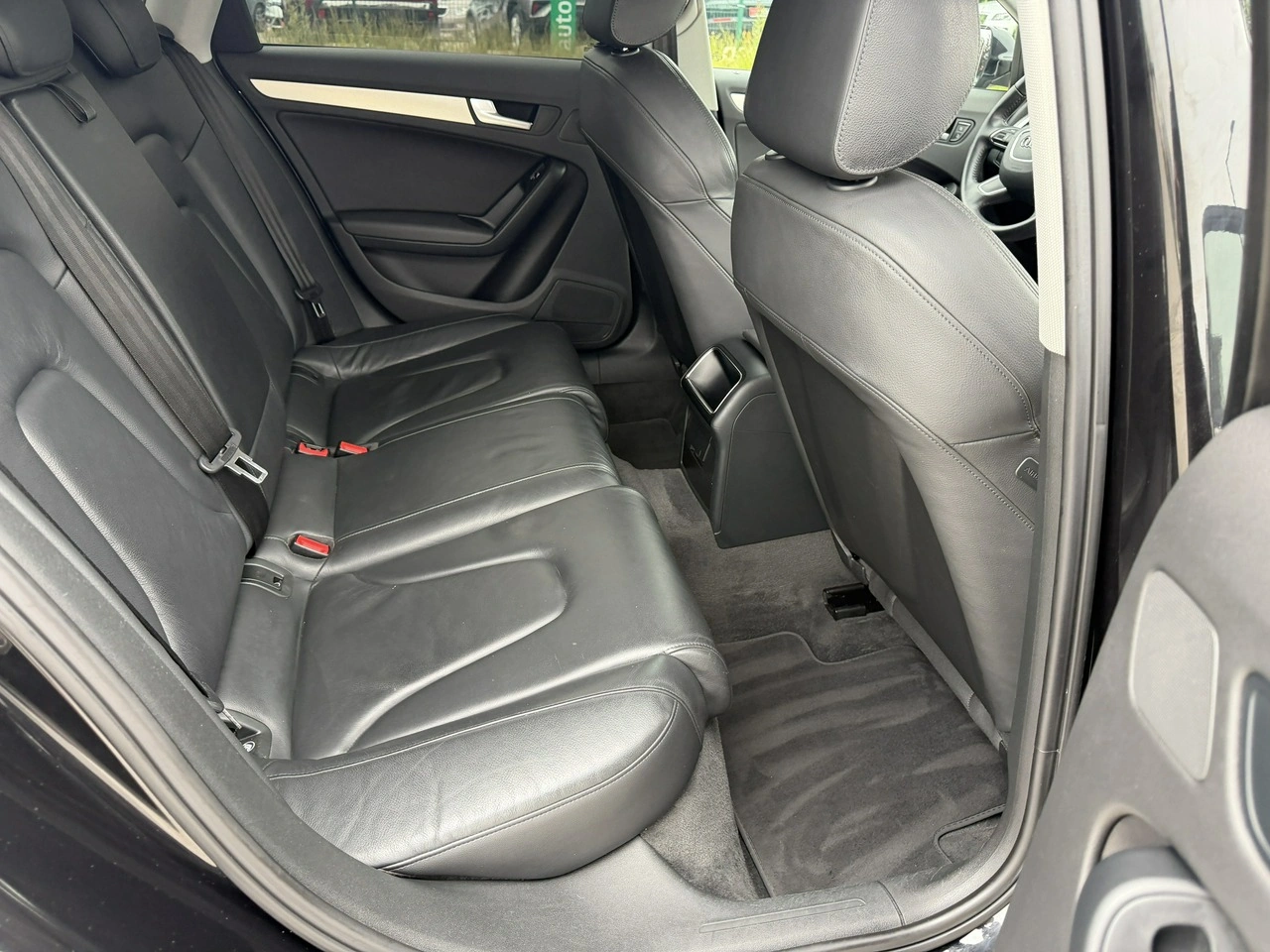 Audi A4 - Zdjęcie 32