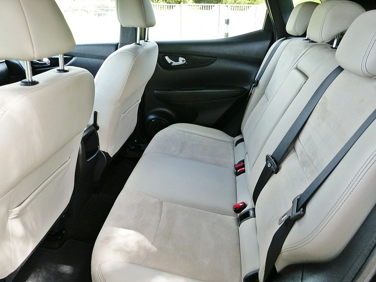 Nissan Qashqai - Zdjęcie 21