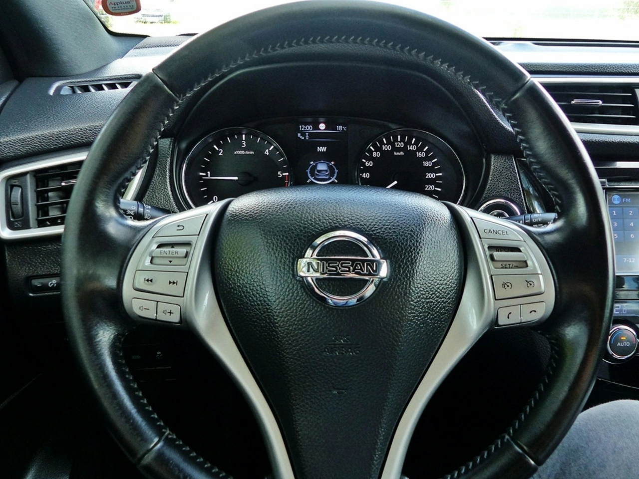 Nissan Qashqai - Zdjęcie 27