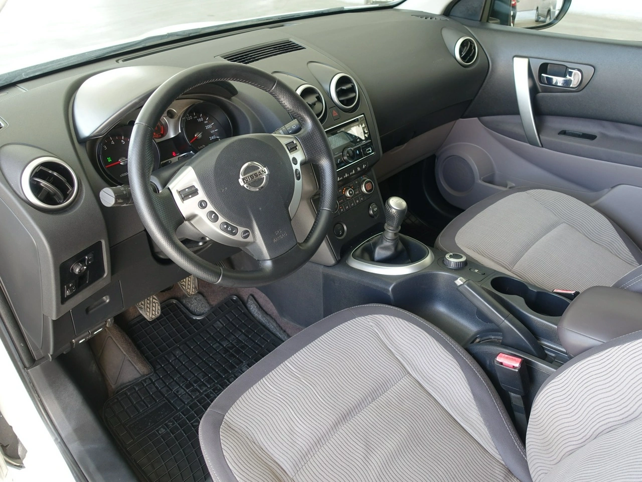 Nissan Qashqai+2 - Zdjęcie 11