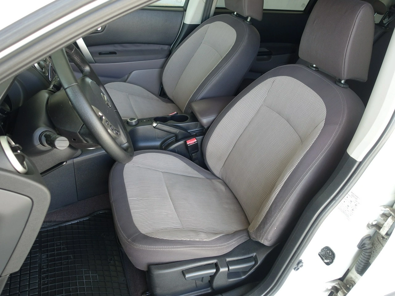 Nissan Qashqai+2 - Zdjęcie 13