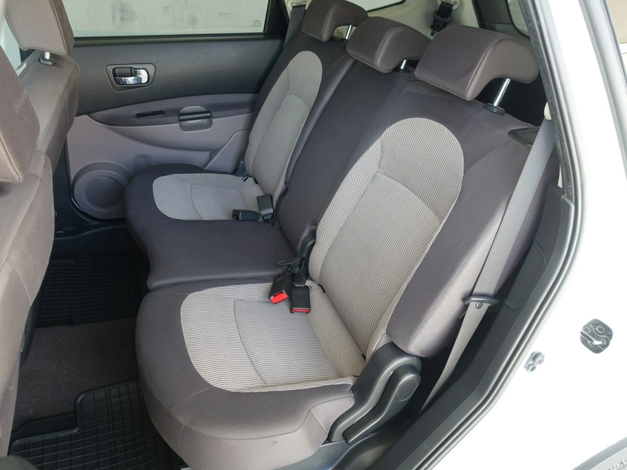 Nissan Qashqai+2 - Zdjęcie 16