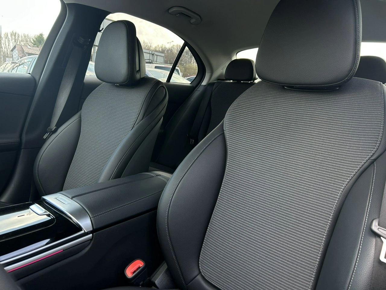 Mercedes C 180 - Zdjęcie 11