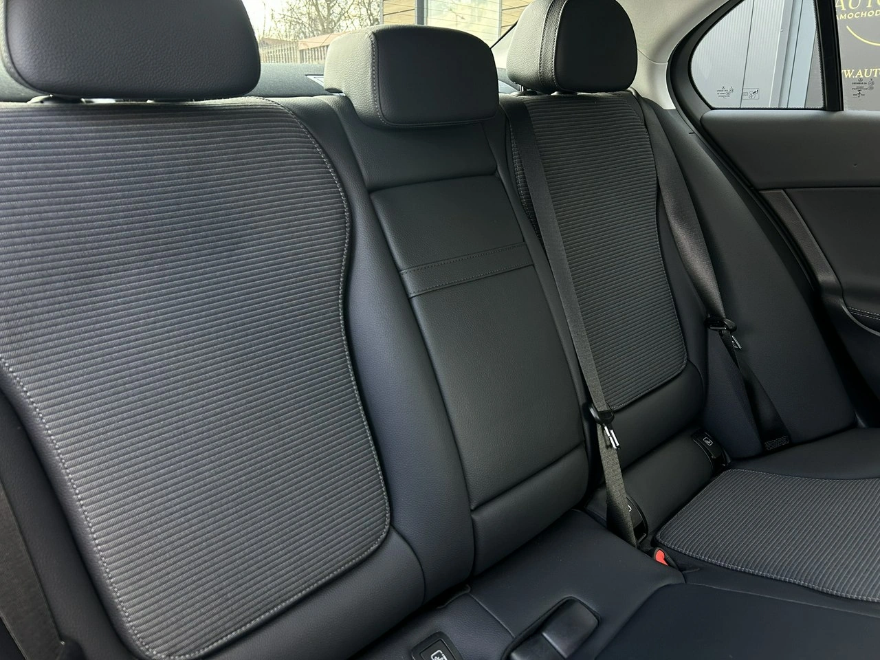 Mercedes C 180 - Zdjęcie 35