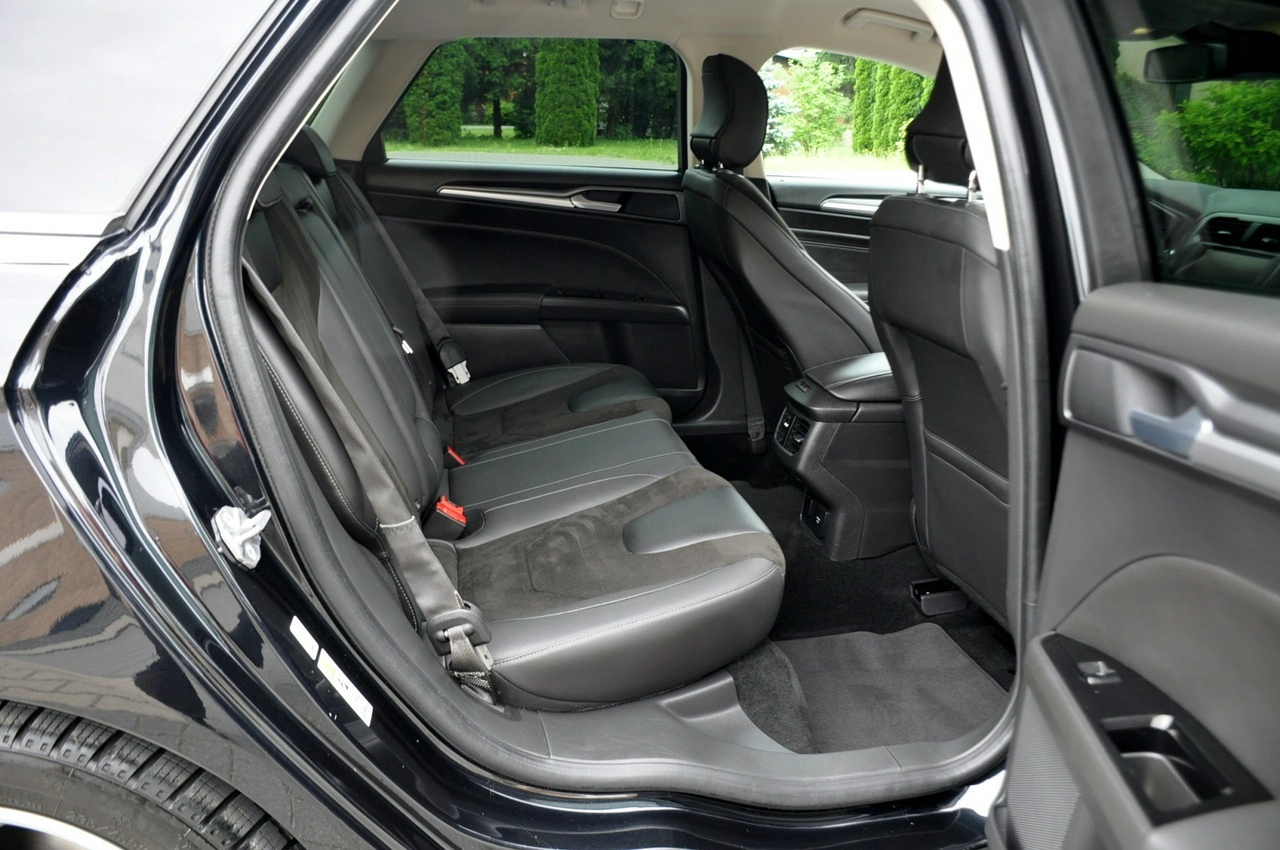 Ford Mondeo - Zdjęcie 19