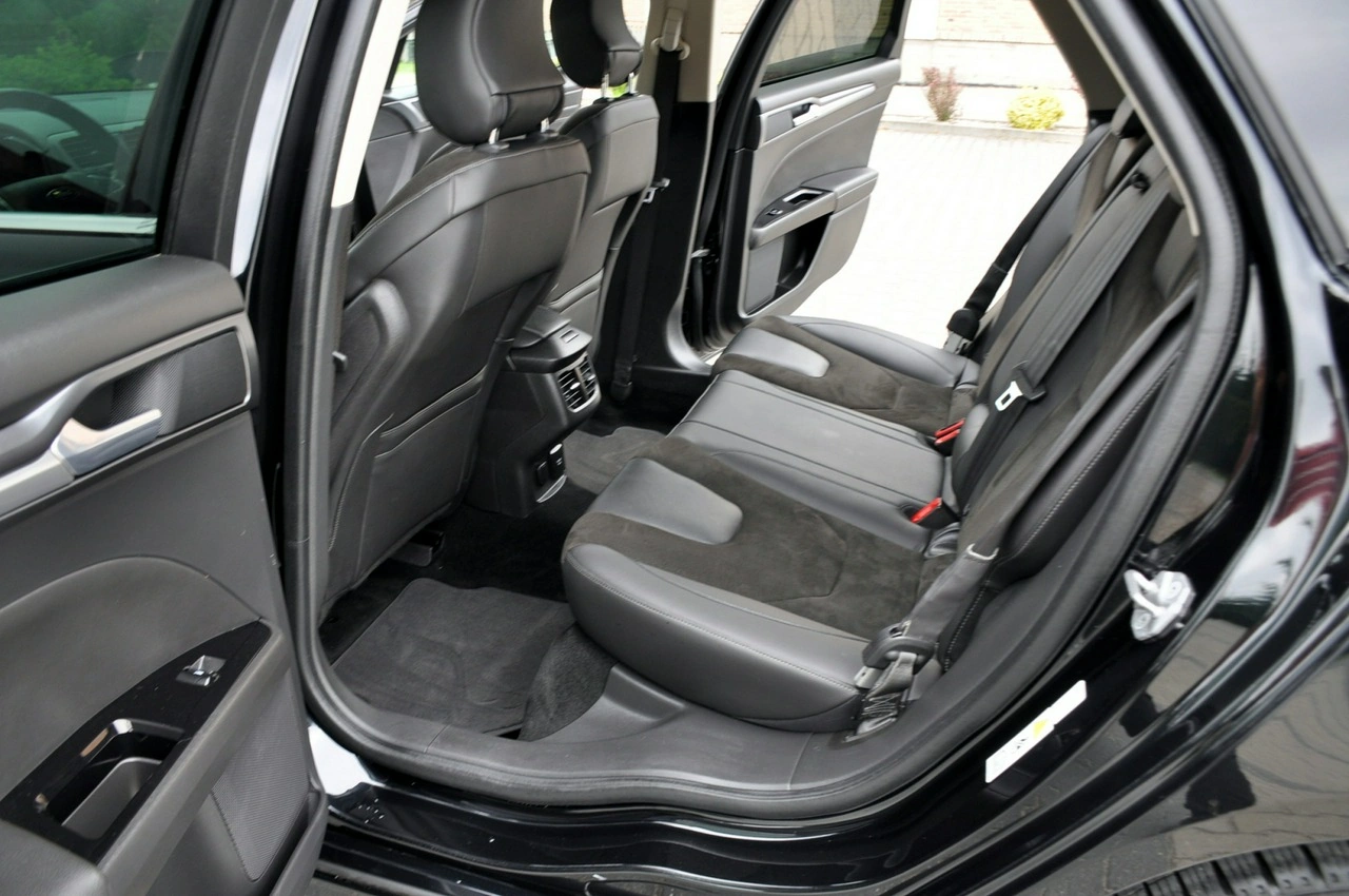 Ford Mondeo - Zdjęcie 20