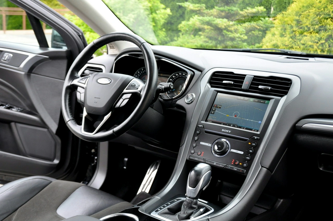 Ford Mondeo - Zdjęcie 26