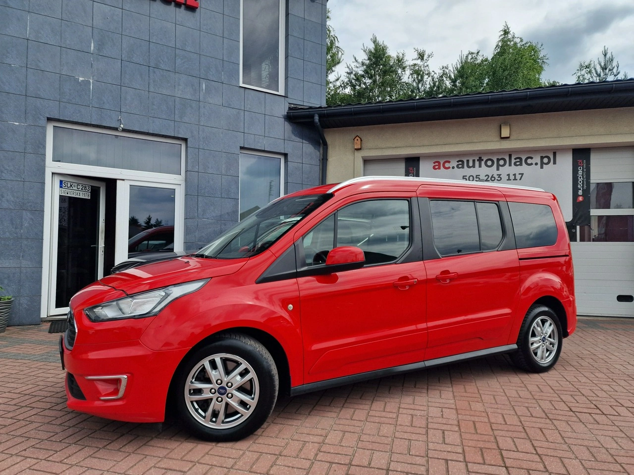 Ford Grand Tourneo Connect - Zdjęcie 3