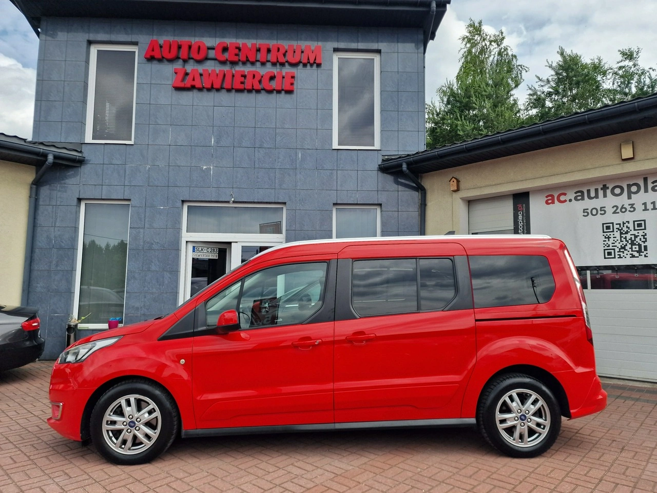 Ford Grand Tourneo Connect - Zdjęcie 4