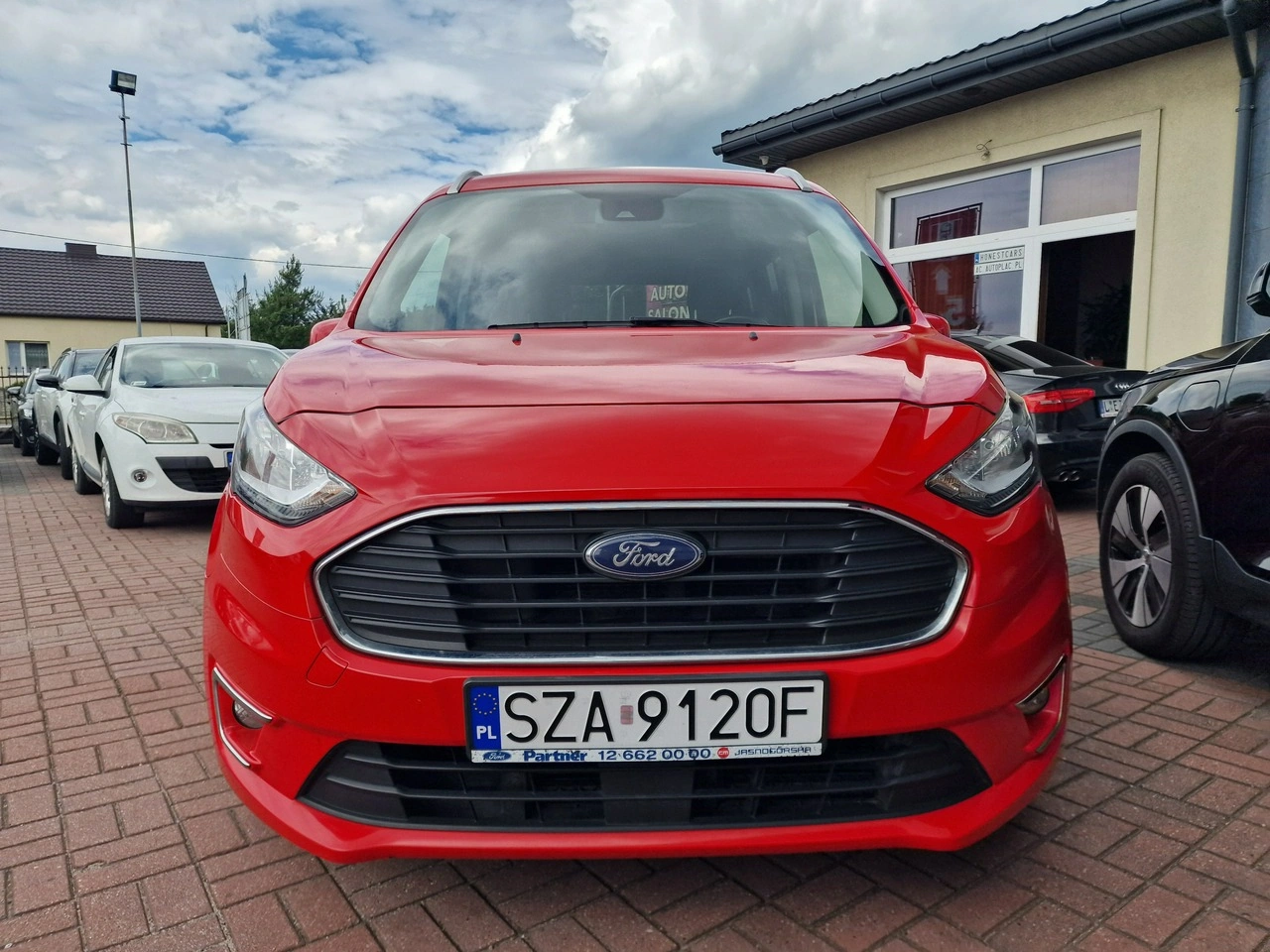Ford Grand Tourneo Connect - Zdjęcie 12