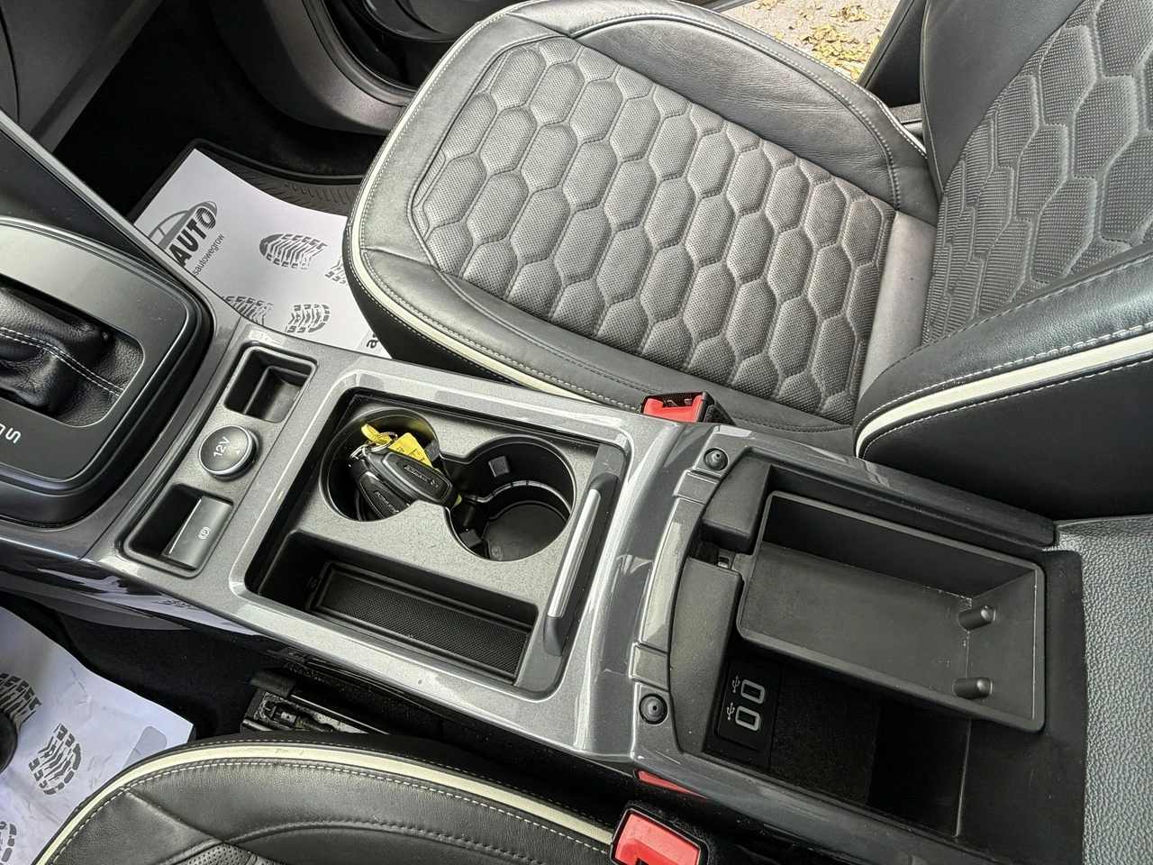 Ford Kuga - Zdjęcie 69
