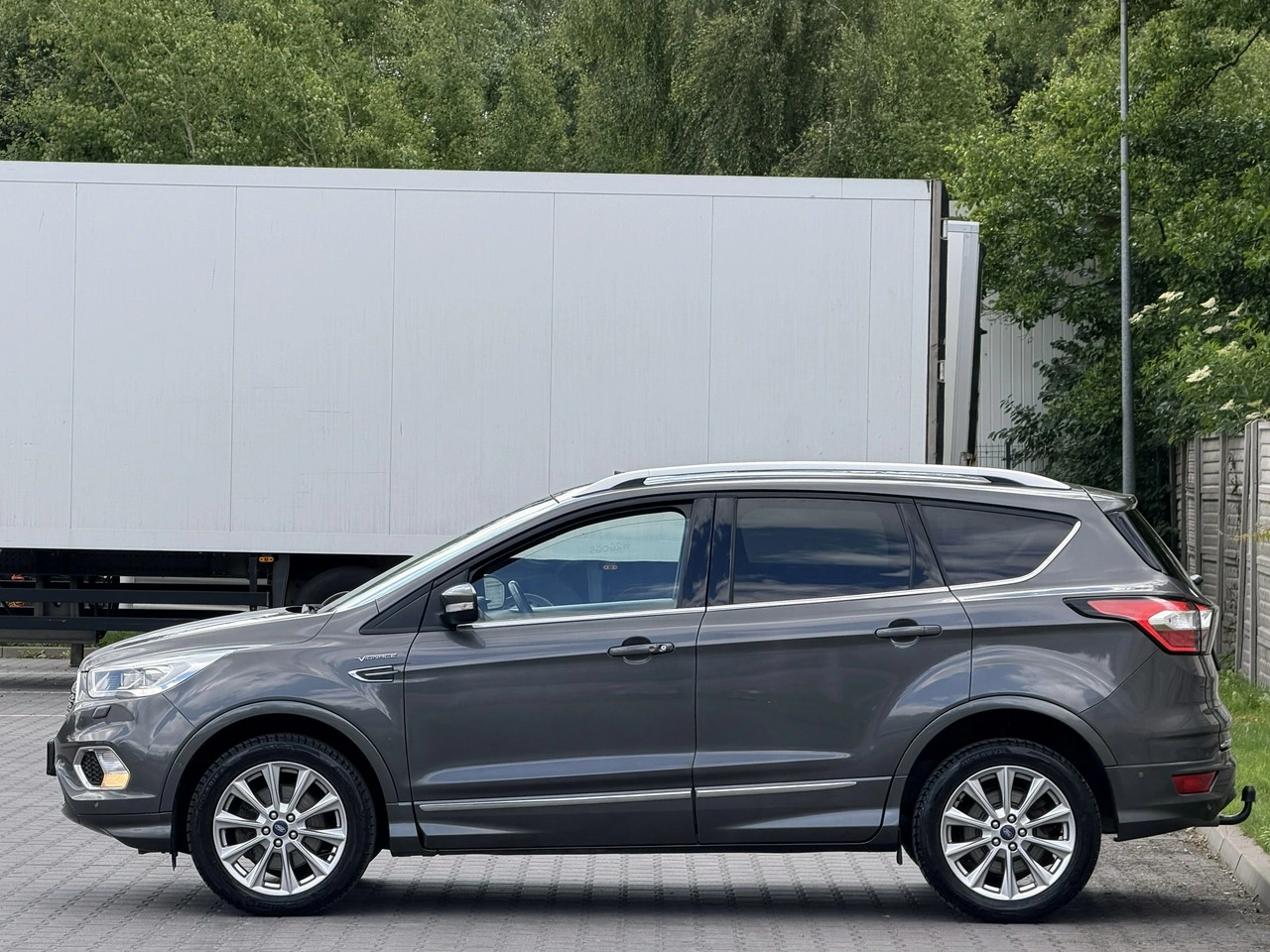 Ford Kuga - Zdjęcie 24
