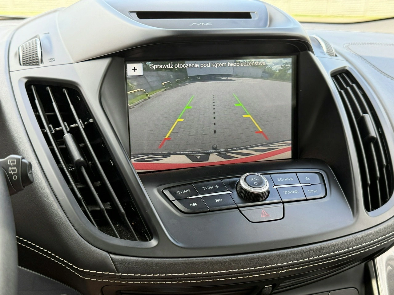 Ford Kuga - Zdjęcie 46