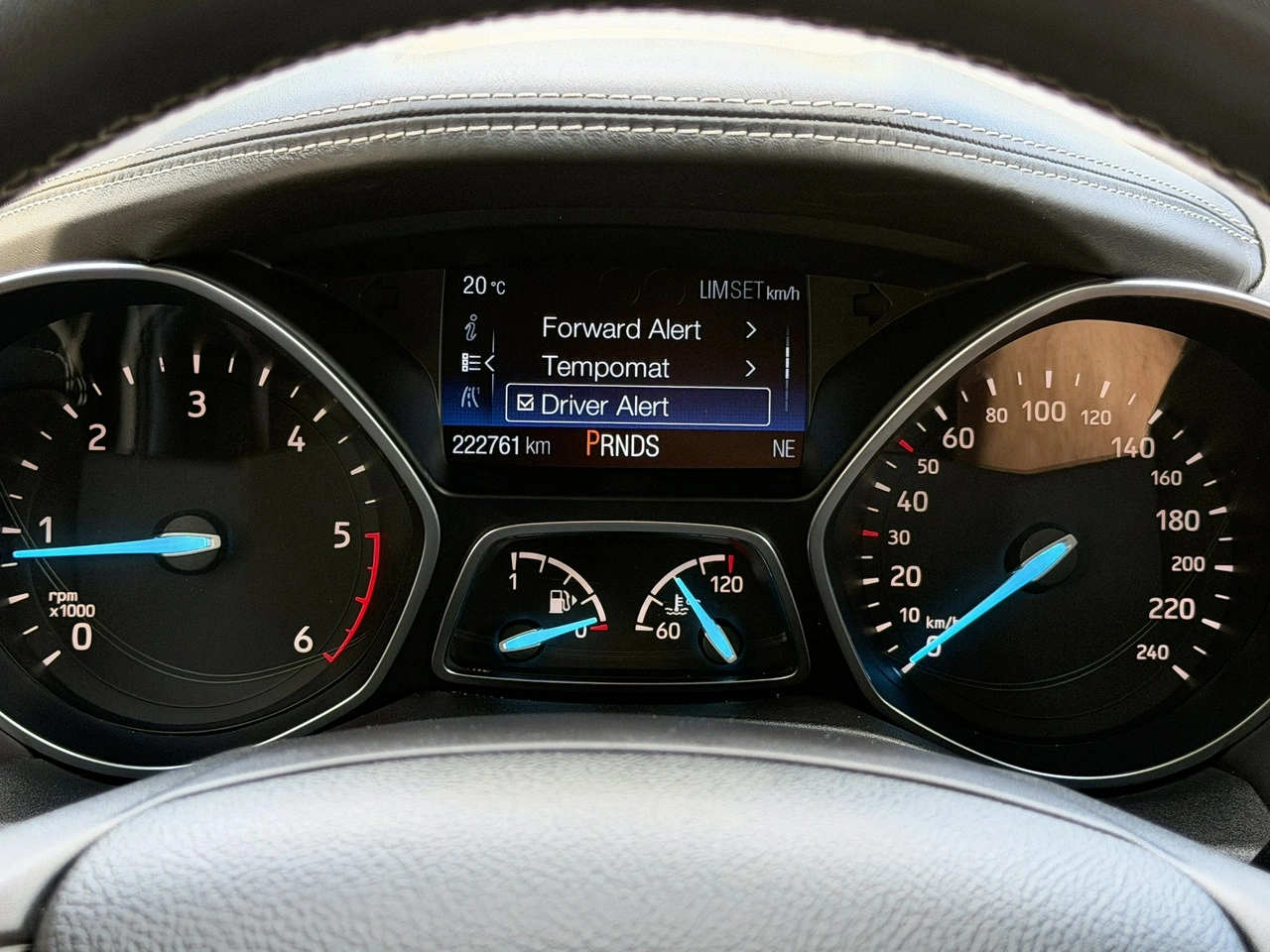 Ford Kuga - Zdjęcie 59